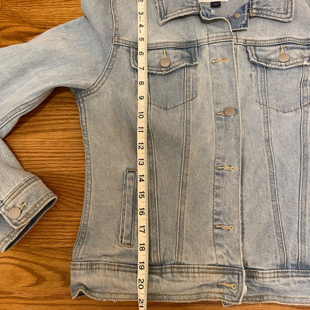 Universal Thread Jean jacket - Picture 6 of 6